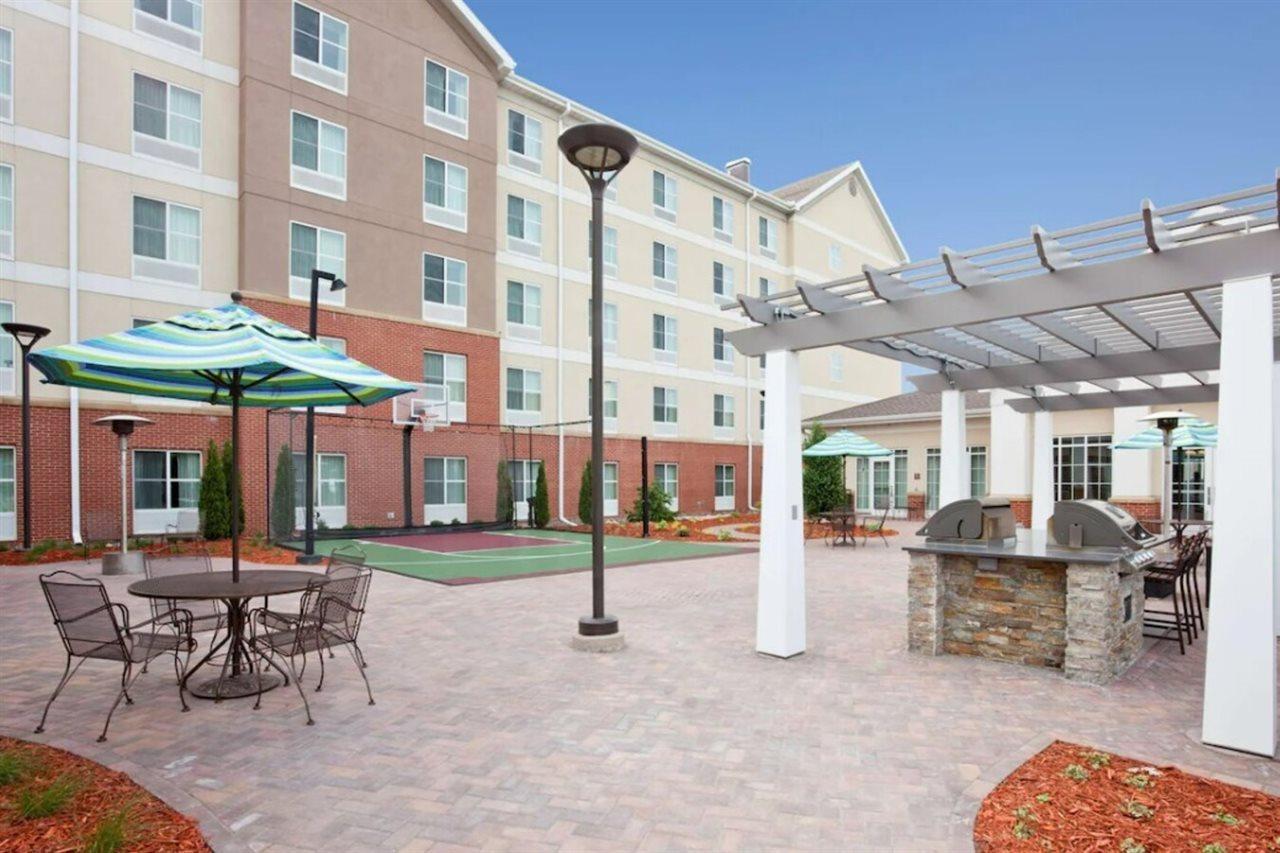 Homewood Suites New Brighton Экстерьер фото