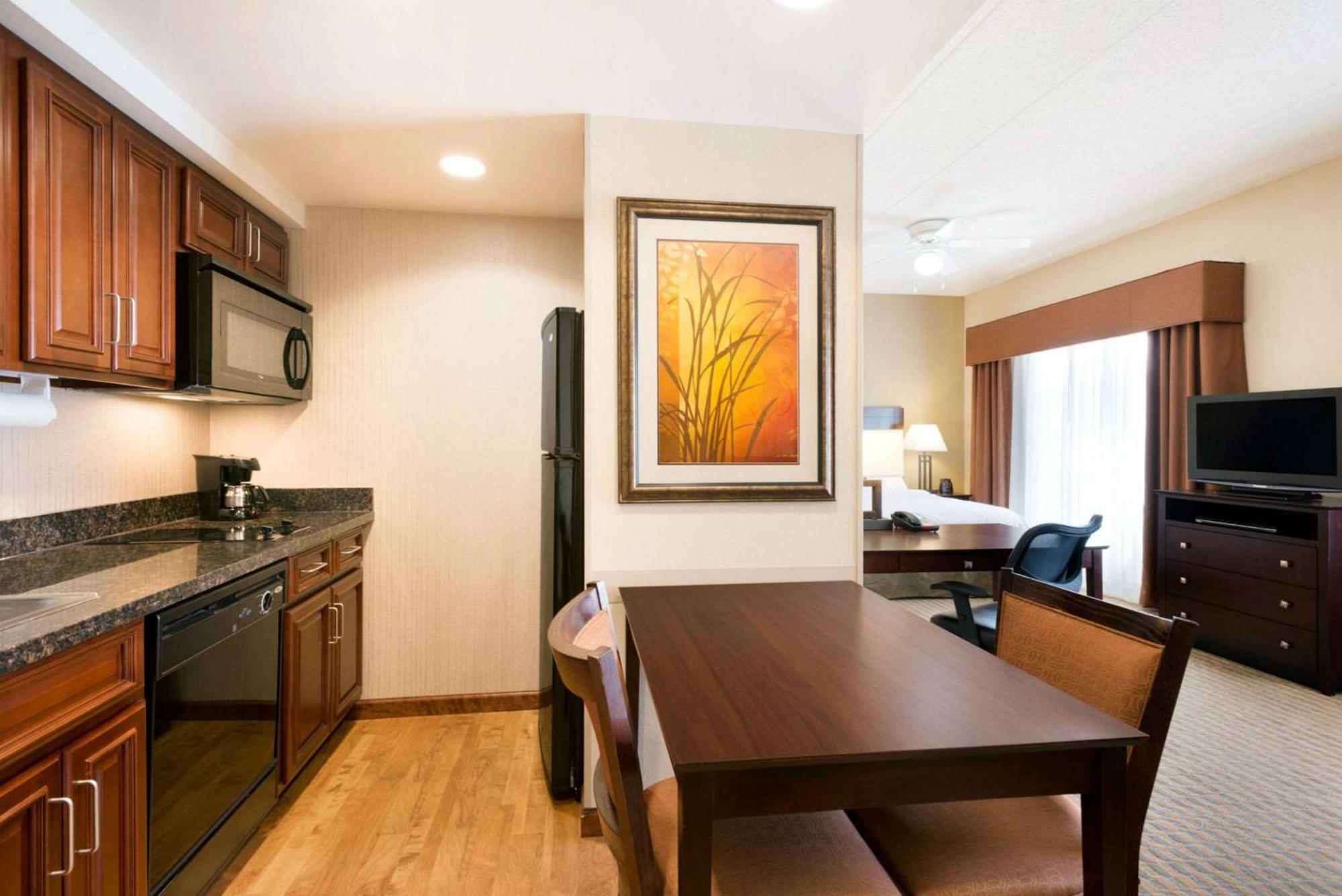 Homewood Suites New Brighton Экстерьер фото